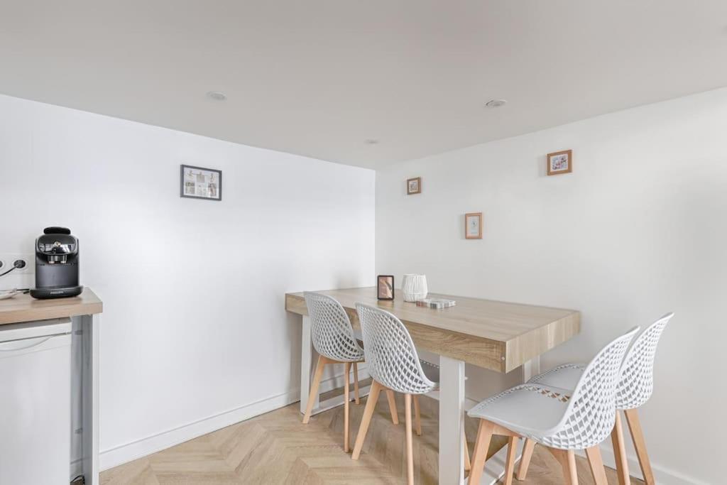 Sentier Historical Center III Charming Apartment Paris Eksteriør billede