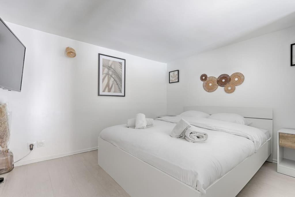 Sentier Historical Center III Charming Apartment Paris Eksteriør billede