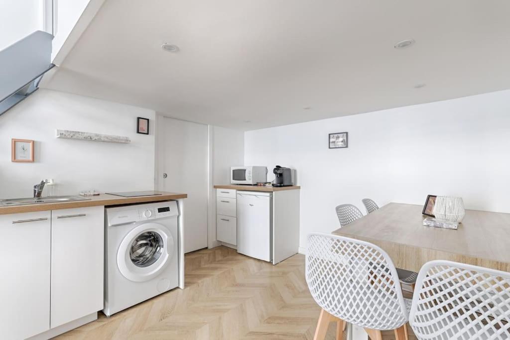 Sentier Historical Center III Charming Apartment Paris Eksteriør billede